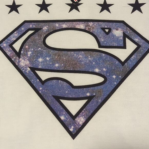 Rare DC Comics White Supergirl Logo Black Stars Stripes Crop T-shirt Medium - Picture 5 of 7